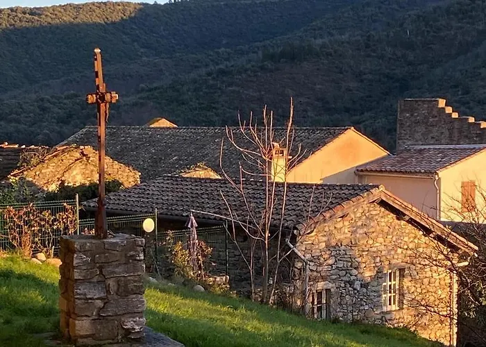 Maison St Laurent Feriehus Olargues